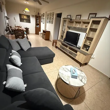 Lux Family & Pool Apartman